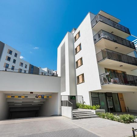 Wola Skwer Happy Apartment Warsawa Bagian luar foto