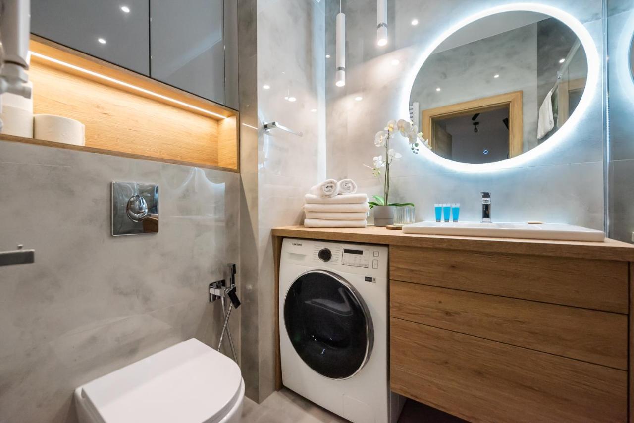 Wola Skwer Happy Apartment Warsawa Bagian luar foto