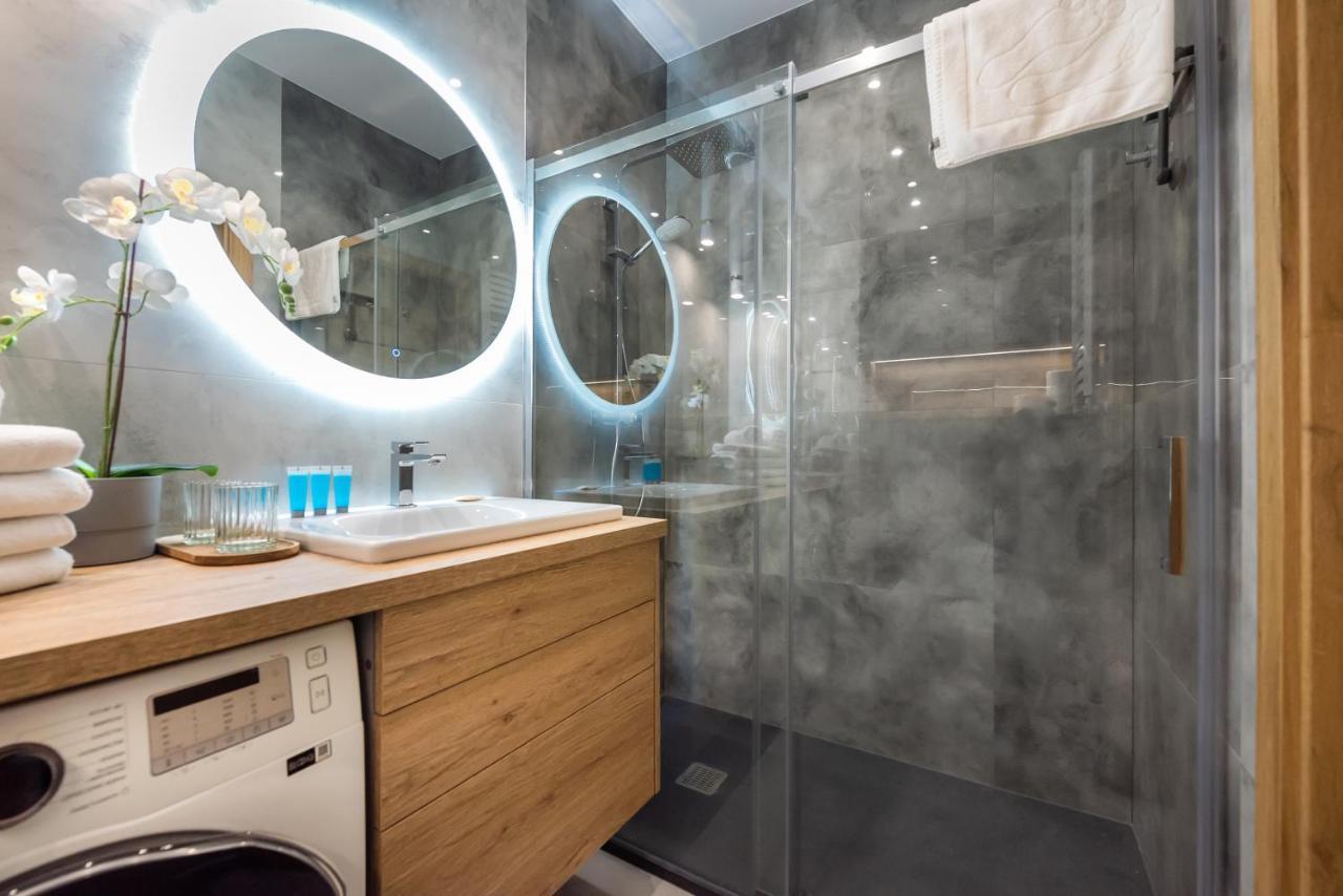 Wola Skwer Happy Apartment Warsawa Bagian luar foto